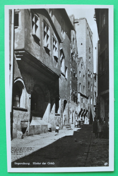 AK Regensburg / 1930-1940er Jahre / Hinter der Grieb / Strassenansicht / Architektur Turm